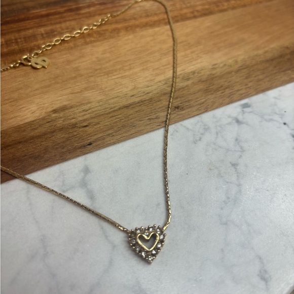Vintage Dior Gold Heart Pendant Necklace - Picture 4 of 7